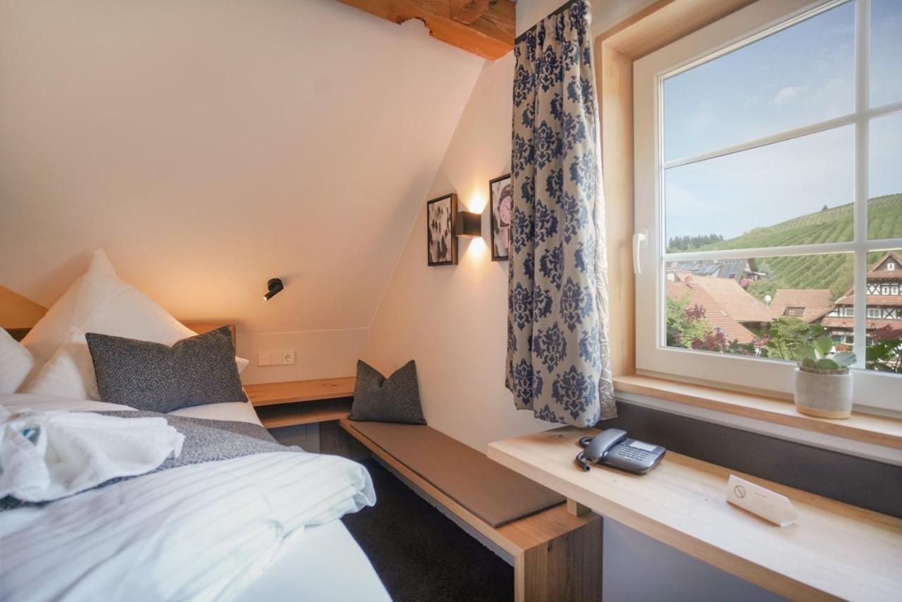 Hotel Restaurant Der Engel, Sasbachwalden Eksteriør bilde