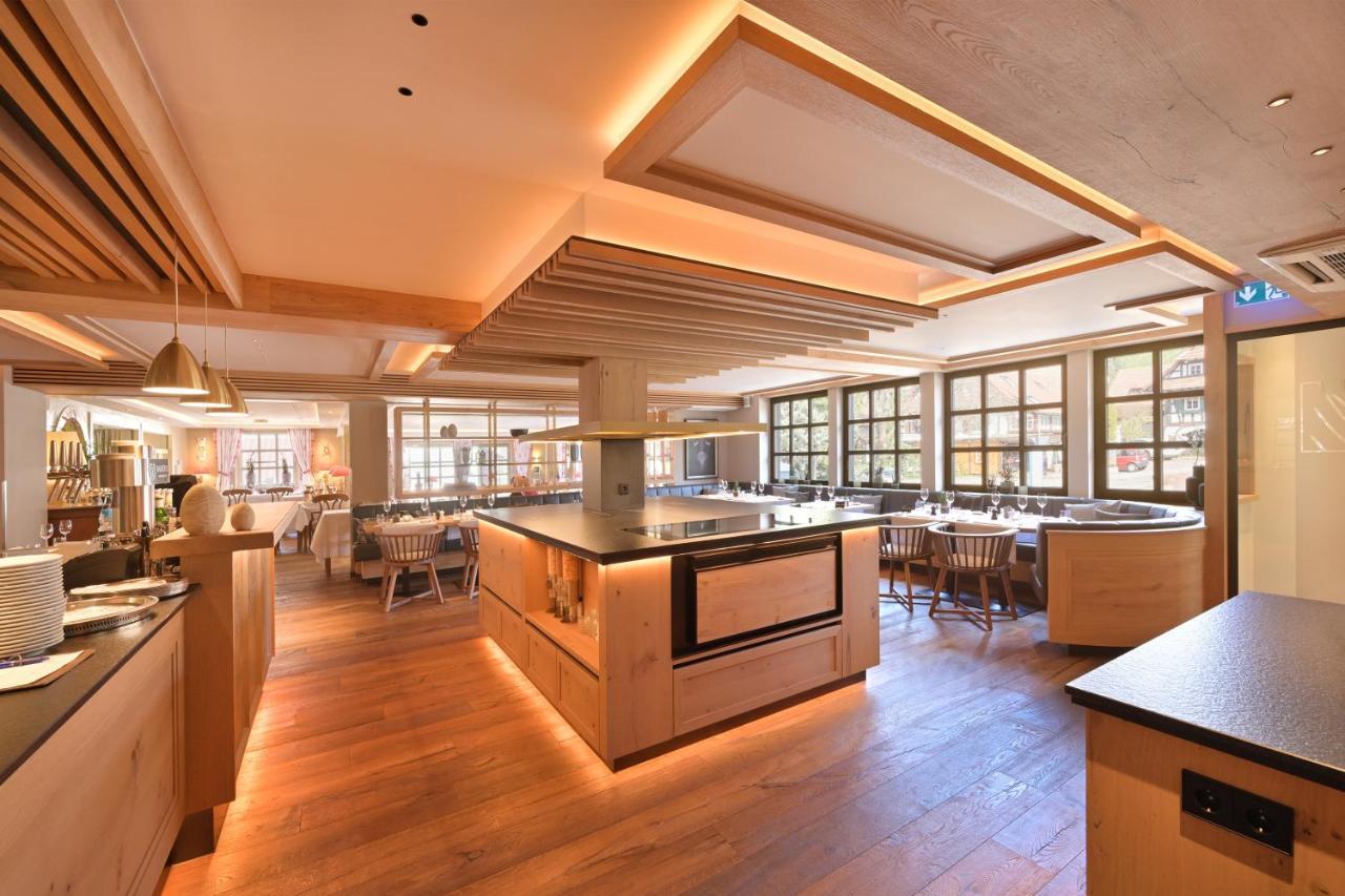 Hotel Restaurant Der Engel, Sasbachwalden Eksteriør bilde