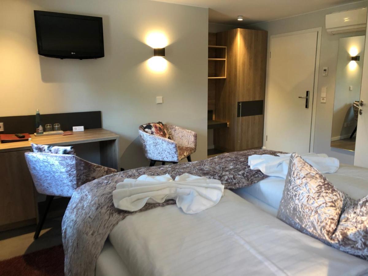 Hotel Restaurant Der Engel, Sasbachwalden Eksteriør bilde